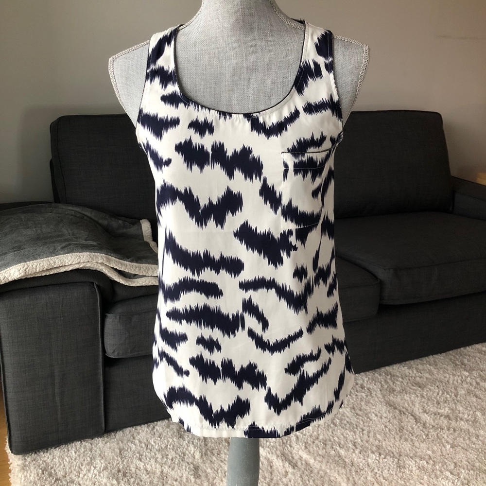 White and navy tank top